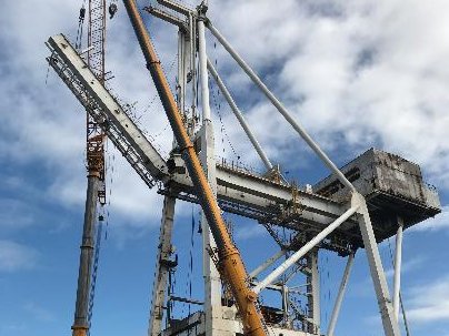 Ship loader boom being dismantled